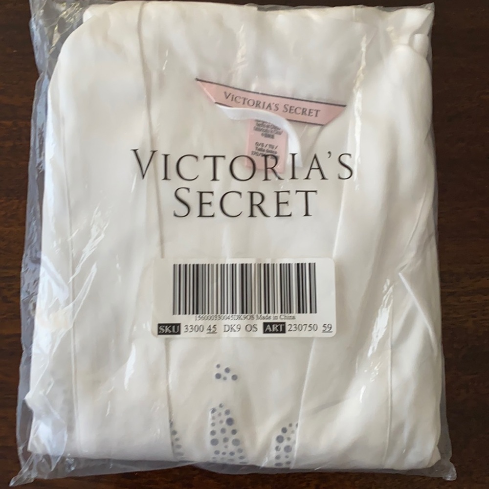 Victoria’s Secret Bridal Robe